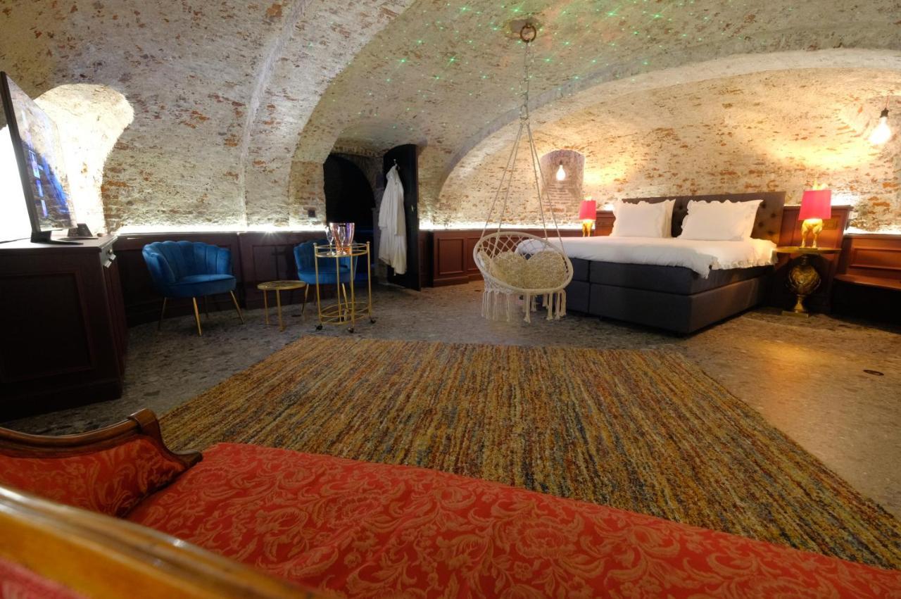 Bed and Breakfast Secret Jacuzzi Mons - Parking Prive Gratuit Zewnętrze zdjęcie