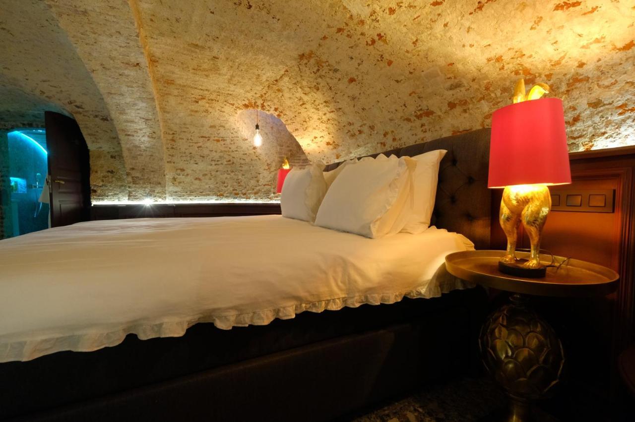 Bed and Breakfast Secret Jacuzzi Mons - Parking Prive Gratuit Zewnętrze zdjęcie