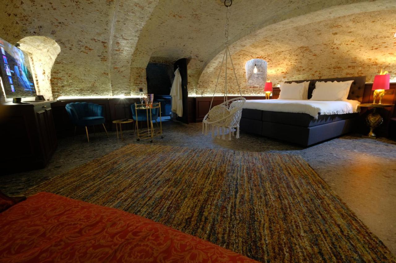 Bed and Breakfast Secret Jacuzzi Mons - Parking Prive Gratuit Zewnętrze zdjęcie